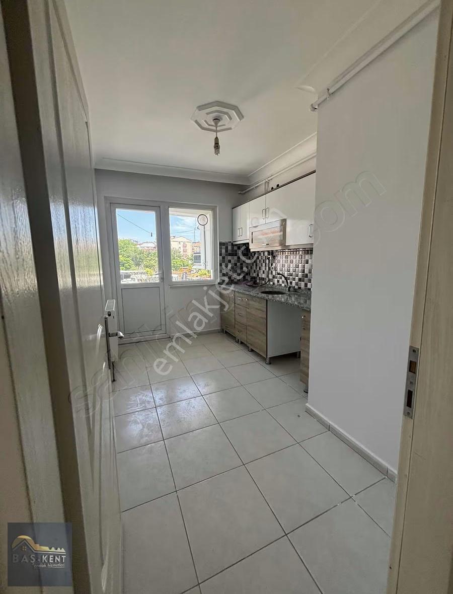 Cadde Üzeri Merkezi Konumda 2+1 Kiralık Daire - Görsel 20