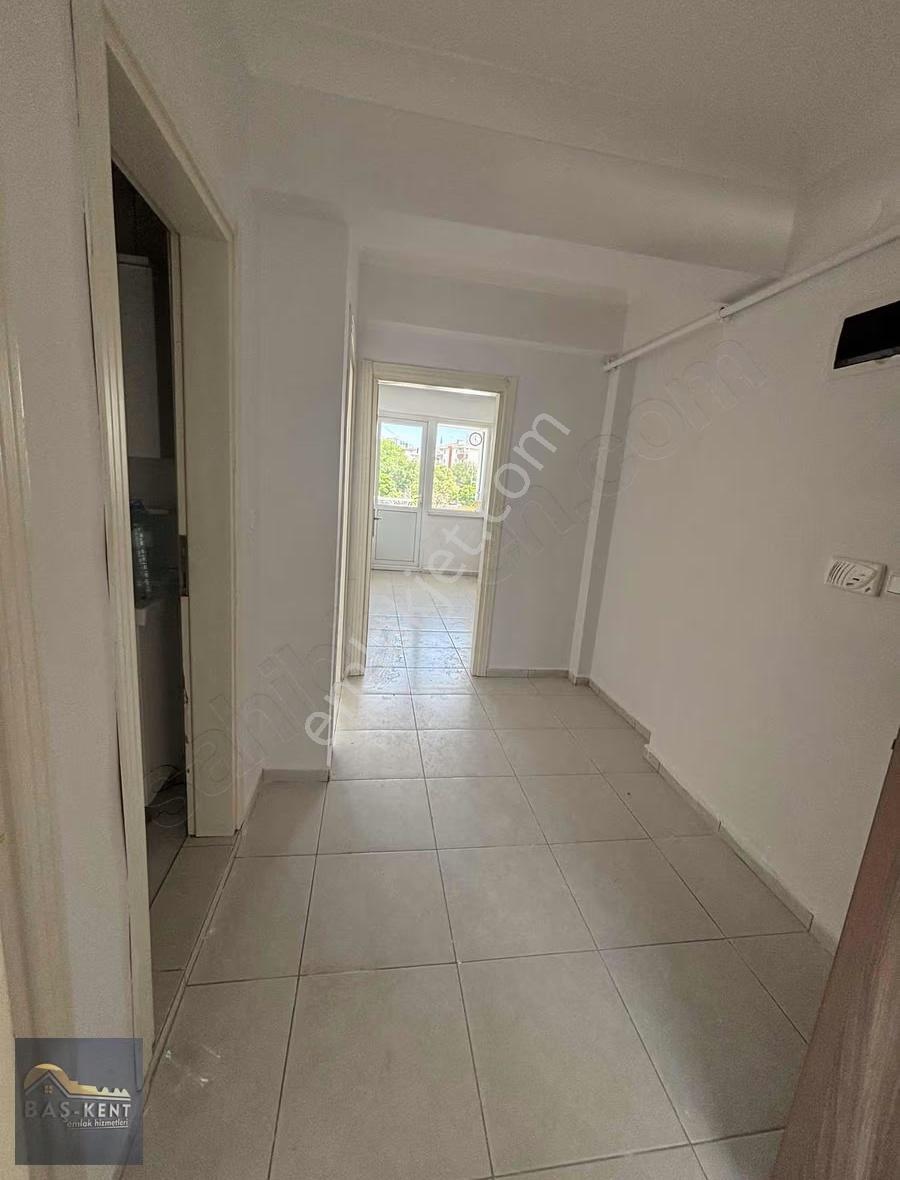 Cadde Üzeri Merkezi Konumda 2+1 Kiralık Daire - Görsel 21