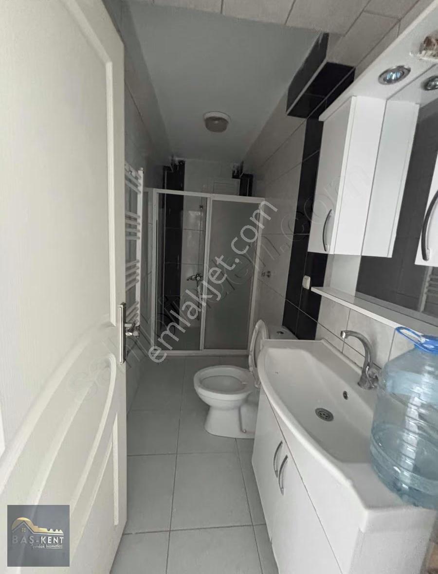 Cadde Üzeri Merkezi Konumda 2+1 Kiralık Daire - Görsel 15