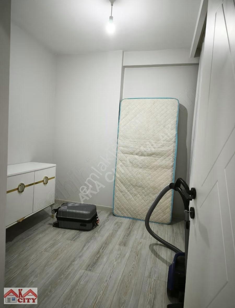 Avcılar Merkez De 3+1 Eşyalı 72000 Tl - Görsel 9