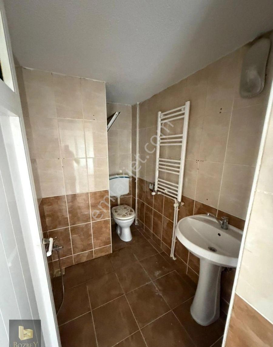 Buca Fırat Mahallesinde 2+1 120 M2 Doğalgazlı Geniş Kiralık Daire - Görsel 11