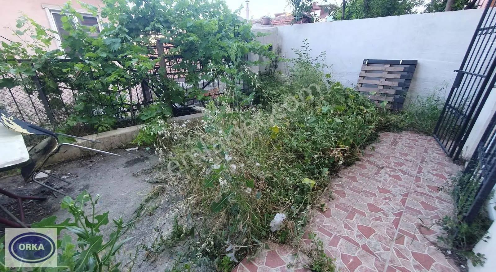 İçerenköy Muhtarlık Çivarı Uygun Fiyat Keyifli Bahçe Katı - Görsel 2