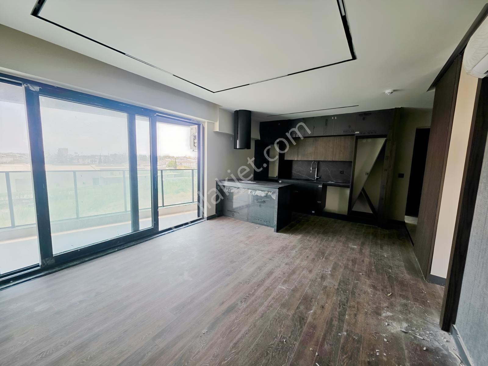 Park Royal Resıdence Altınova Da Kiralık Şık 2+1 Boş Daire - Görsel 17