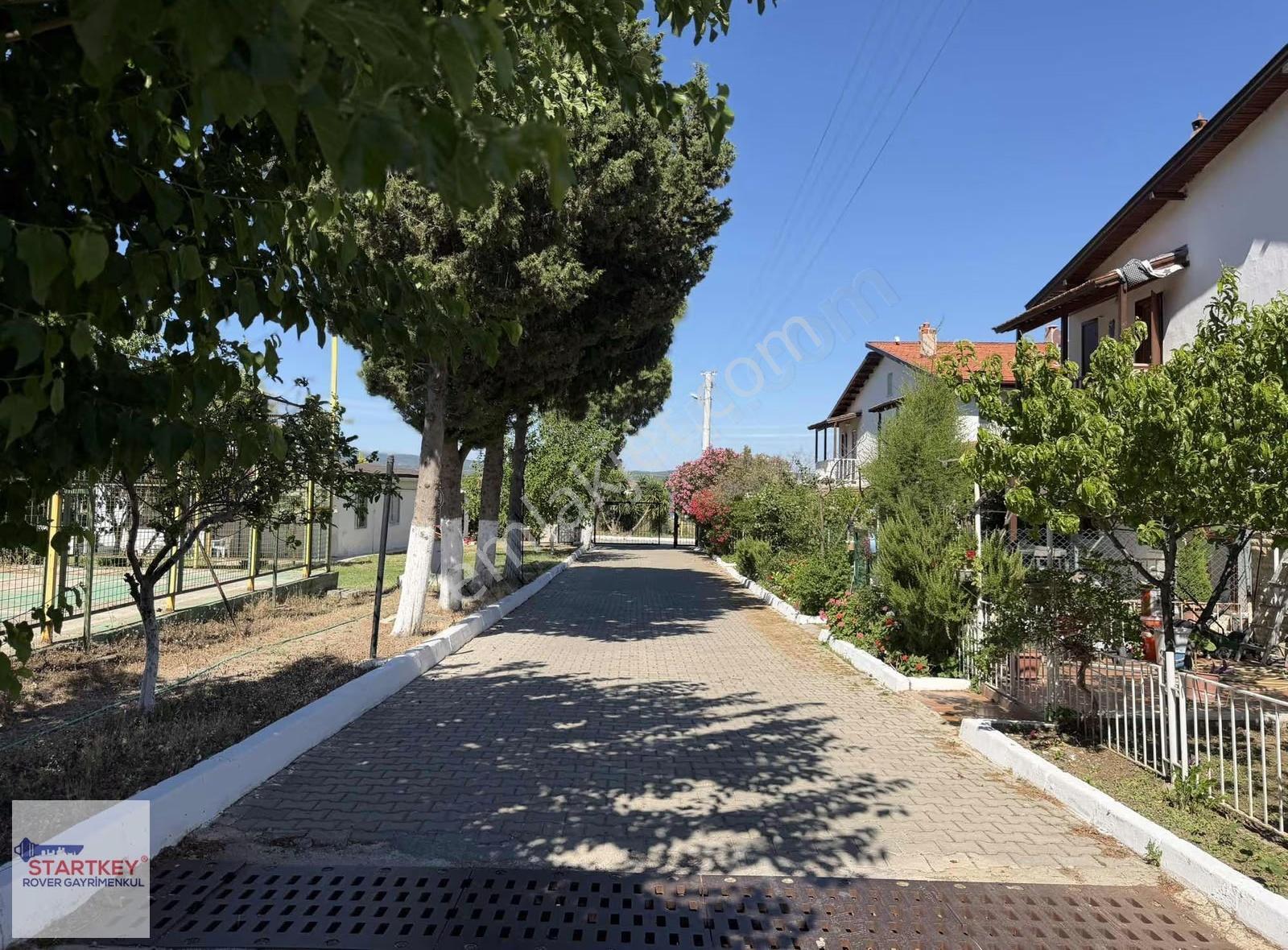 Urla Gülbahçede Satılık Yazlık - Görsel 3