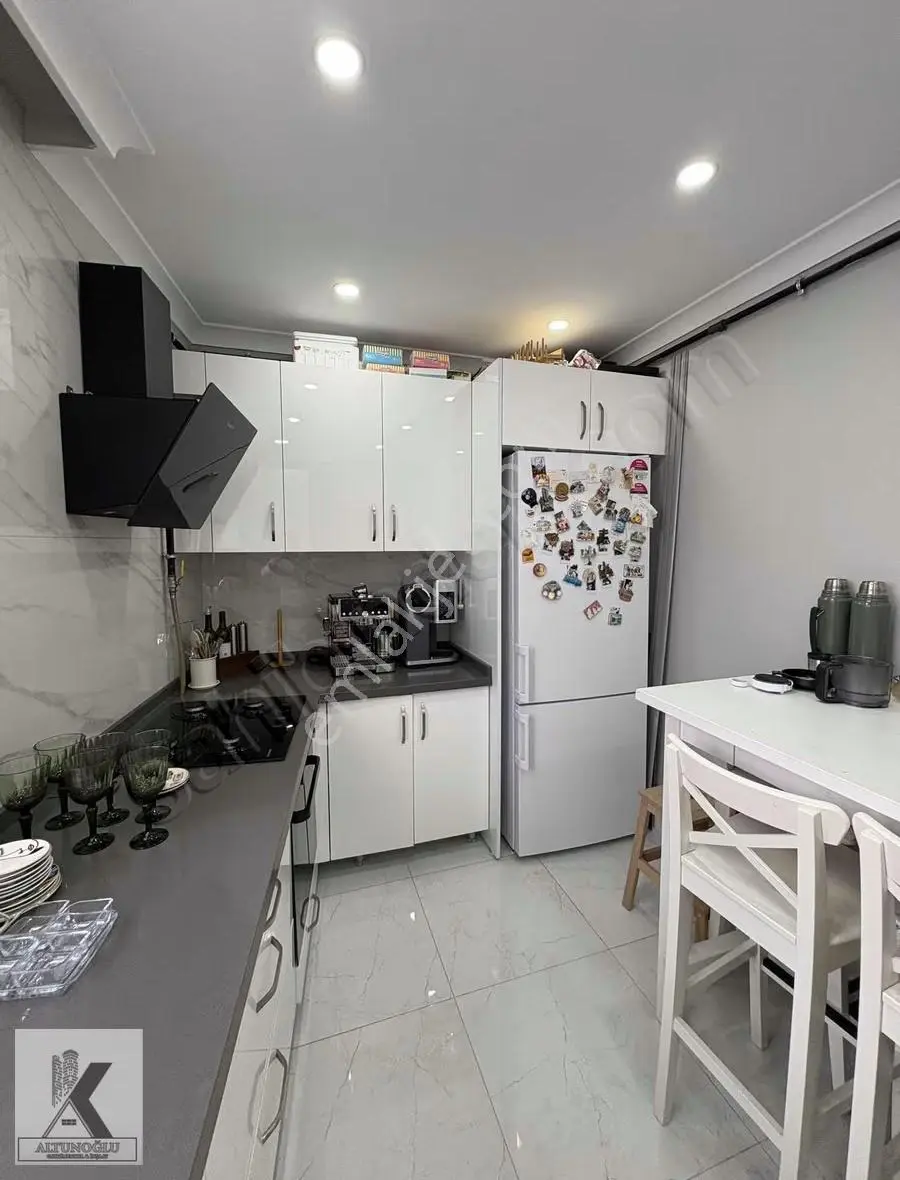 Altunoğlu"ndan Villa Tipi Yeni Bina 2+1 110m2 Ara Kat - Görsel 3