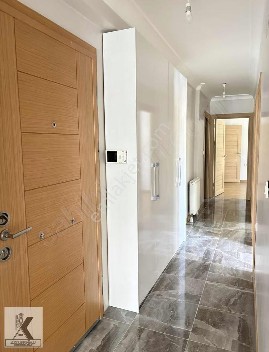Altunoğlu"ndan 3+1 115m2 Lüx Yapım E-5 Metrobüs Yanı - Görsel 21