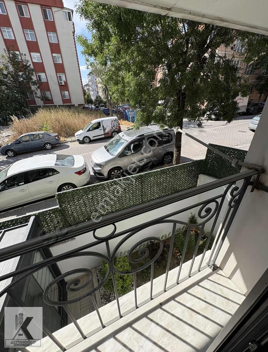 Altunoğlu"ndan 3+1 115m2 Lüx Yapım E-5 Metrobüs Yanı - Görsel 12