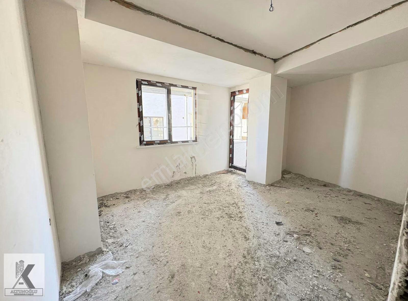 Altunoğlu"ndan Projeden Satış 2+1 100m2 Metrobüse 2 Dakika - Görsel 16