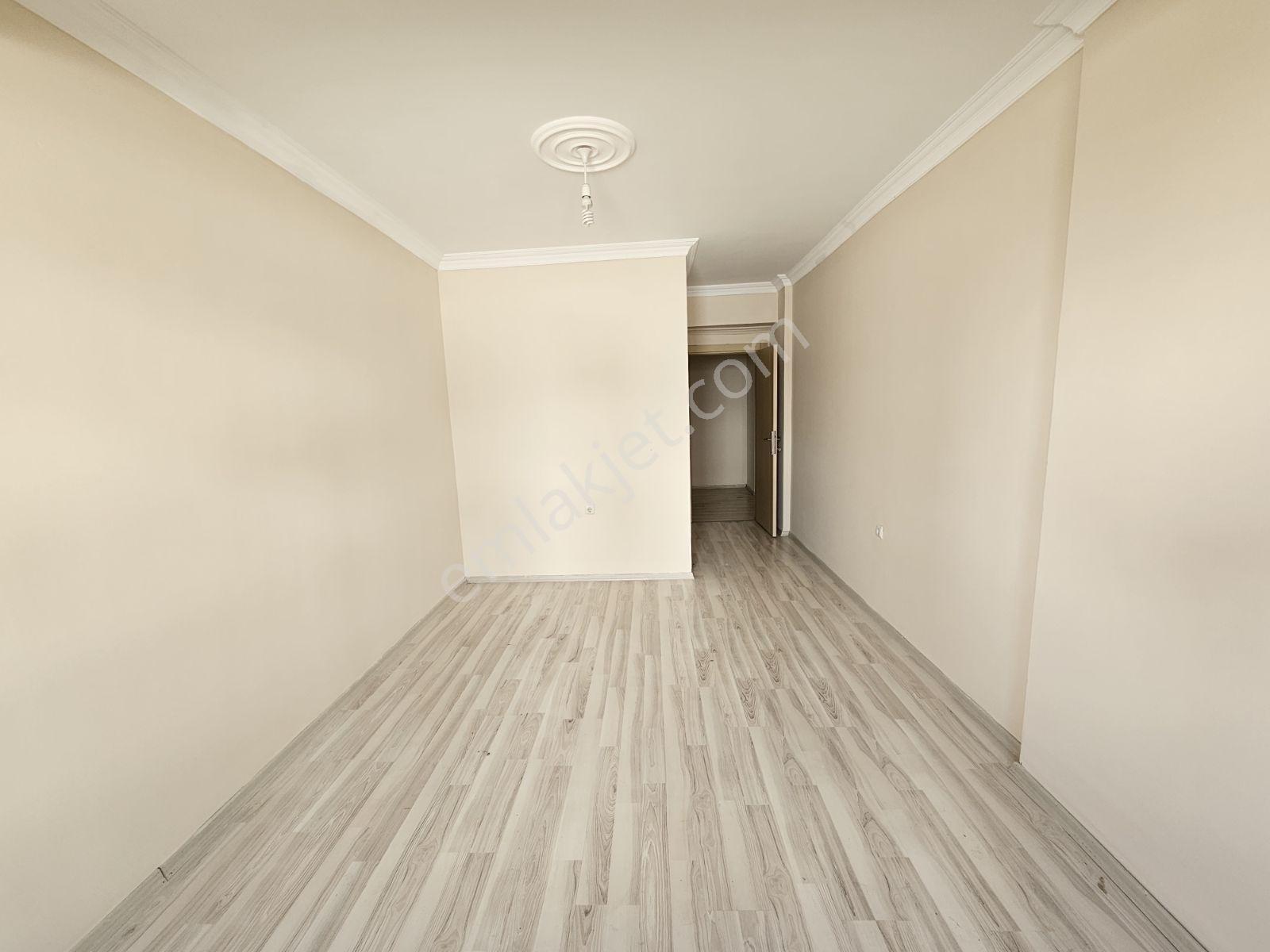 Ay Emlak'tan Armutlu Merkezde 3+1 Kiralık Daire - Görsel 9