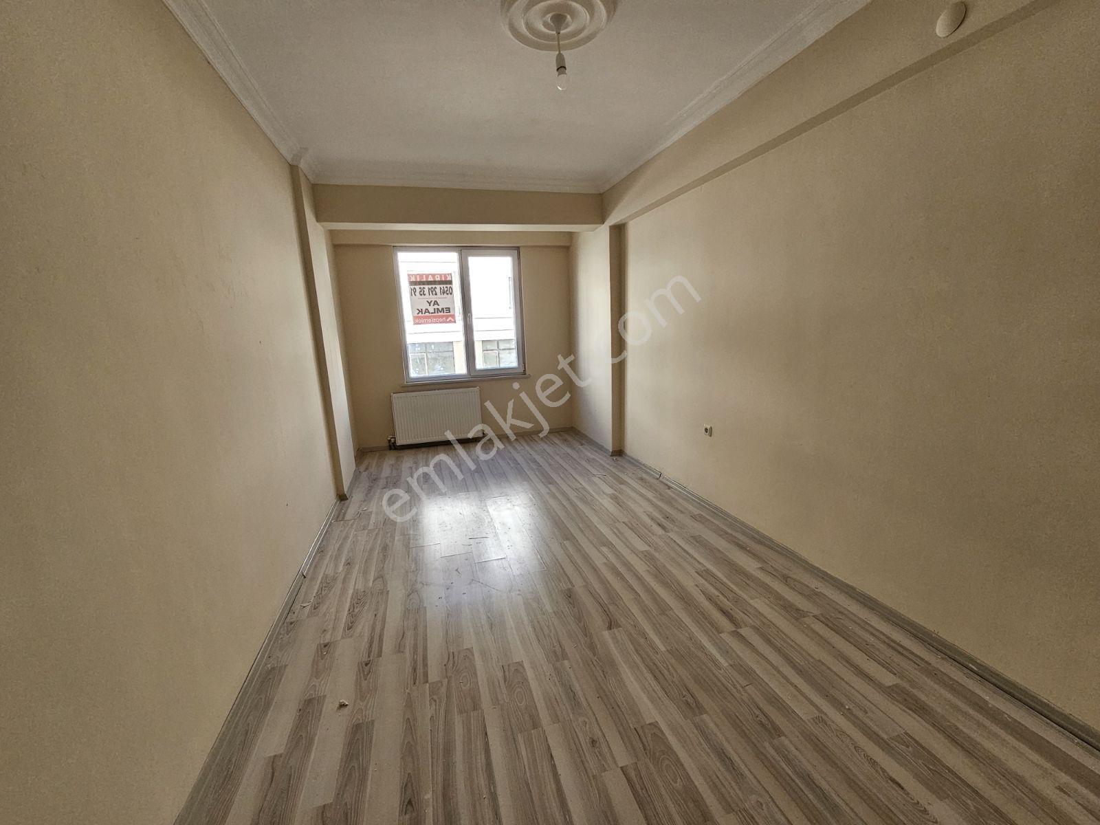 Ay Emlak'tan Armutlu Merkezde 3+1 Kiralık Daire - Görsel 6