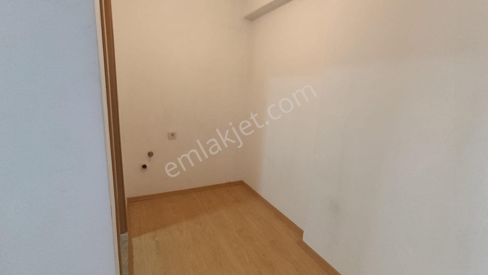 Kerim'den Ayvacık'da Kiralık Havuzlu 4+1 Ebeveyn Banyolu Daire - Görsel 20