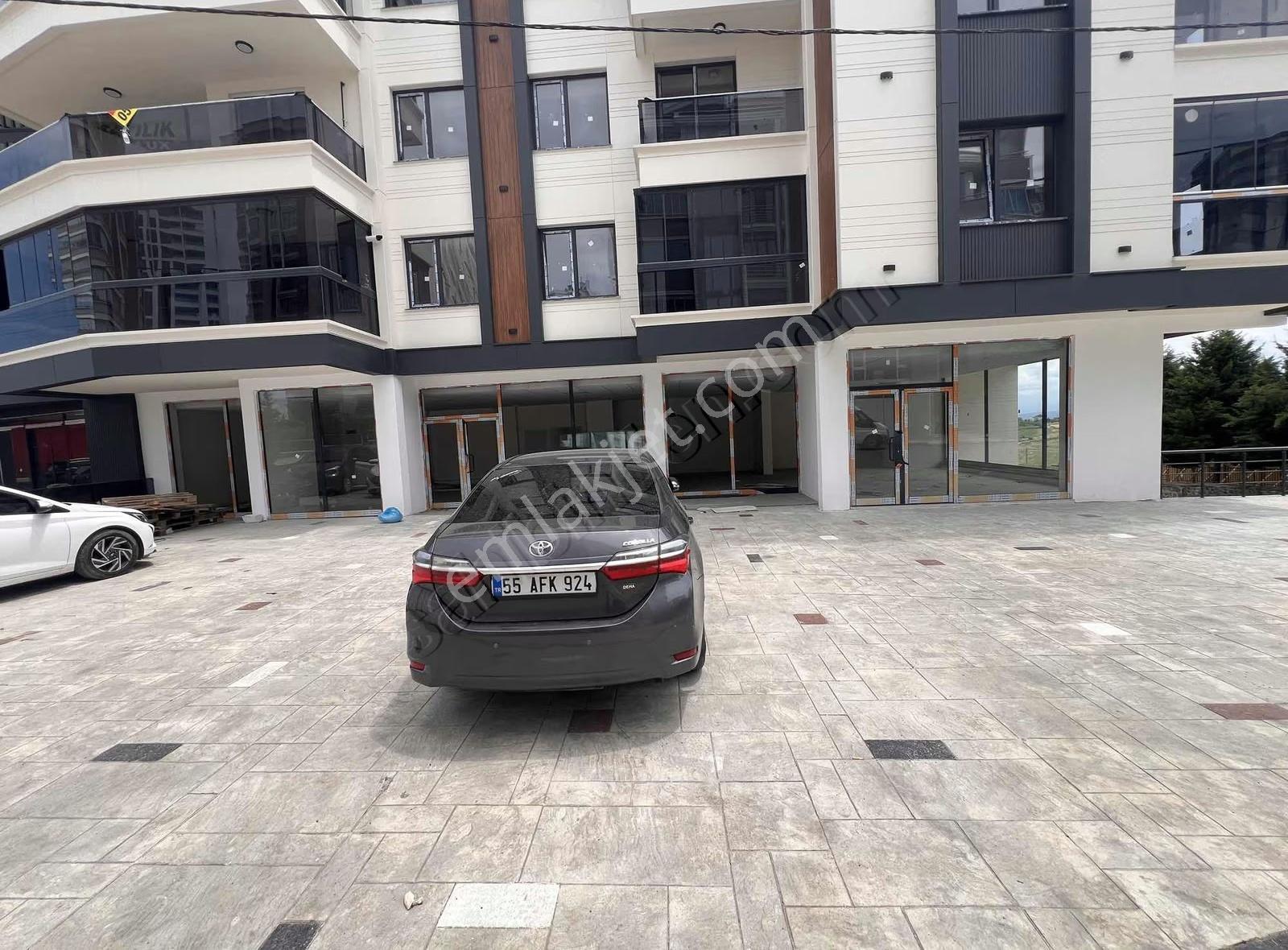 Mükemmel Konumda 2 Adet Düz Ayak Dükkan Açıklamayı Okuyunuz - Görsel 3