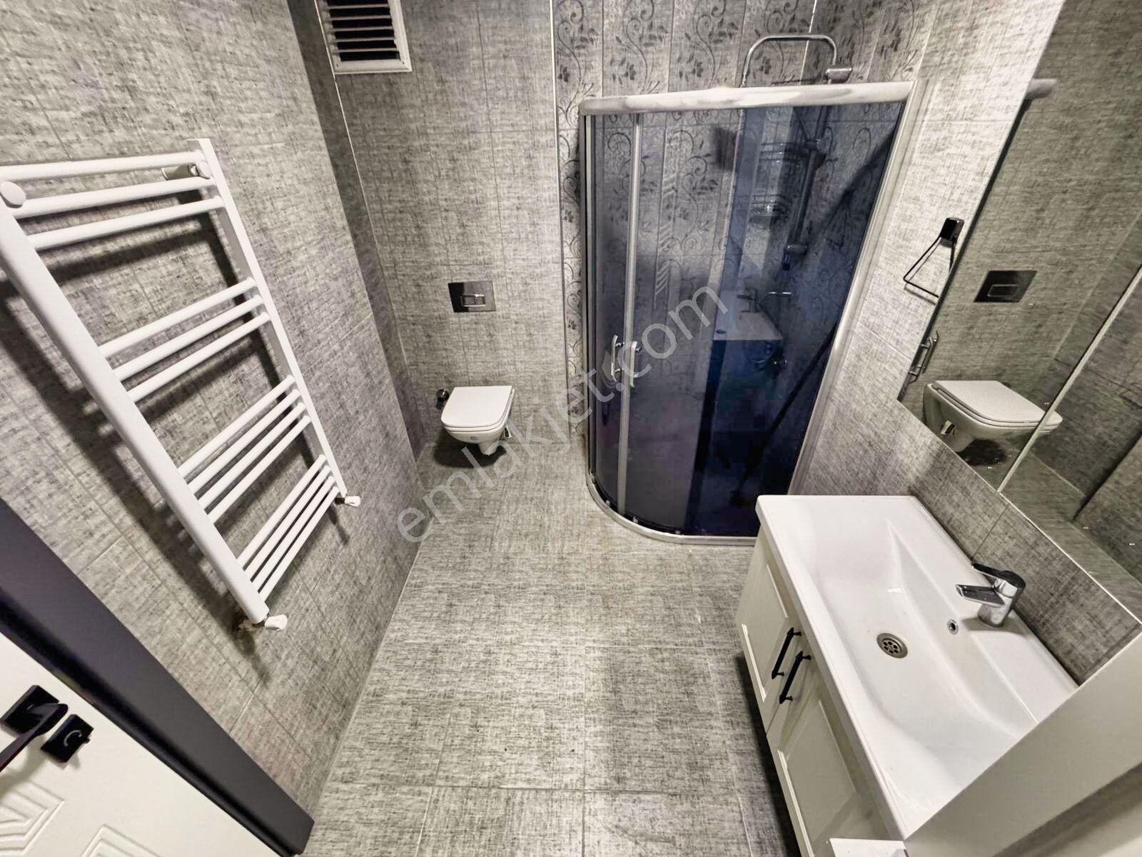 Aktif'ten Akçay'da Satılık Nezih Muhitte Beyaz Eşyalı Harika Geniş 1+1 Daire - Görsel 28