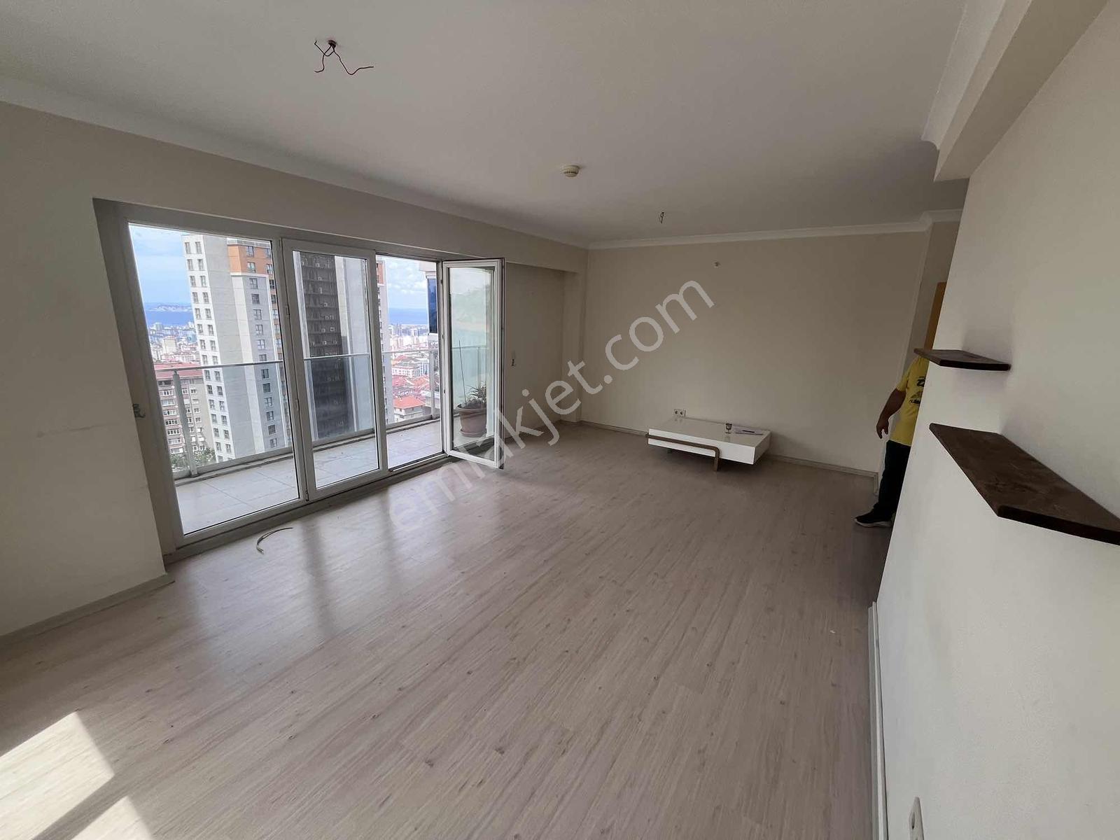 Maltepe Zümrütevler Marmaroom Sitesi 2+1 98 M2 Deniz Manzaralı - Görsel 5