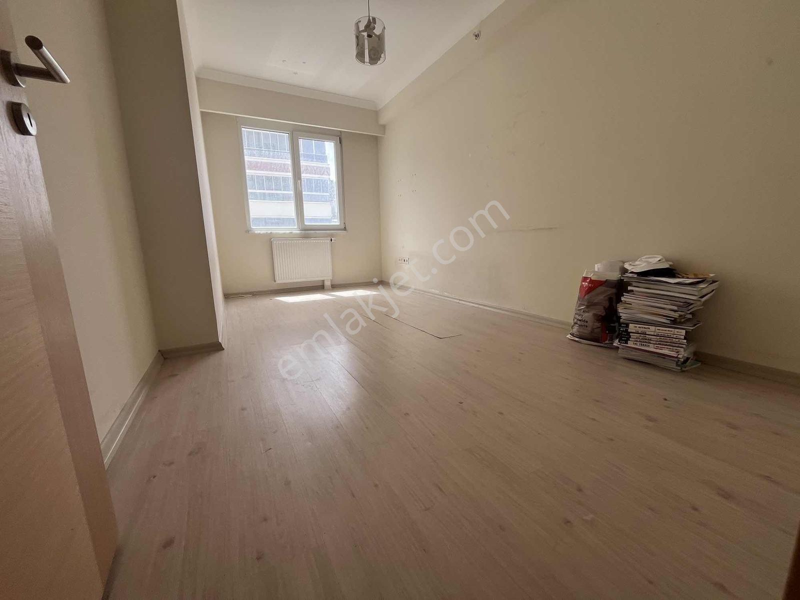 Maltepe Zümrütevler Marmaroom Sitesi 2+1 98 M2 Deniz Manzaralı - Görsel 24