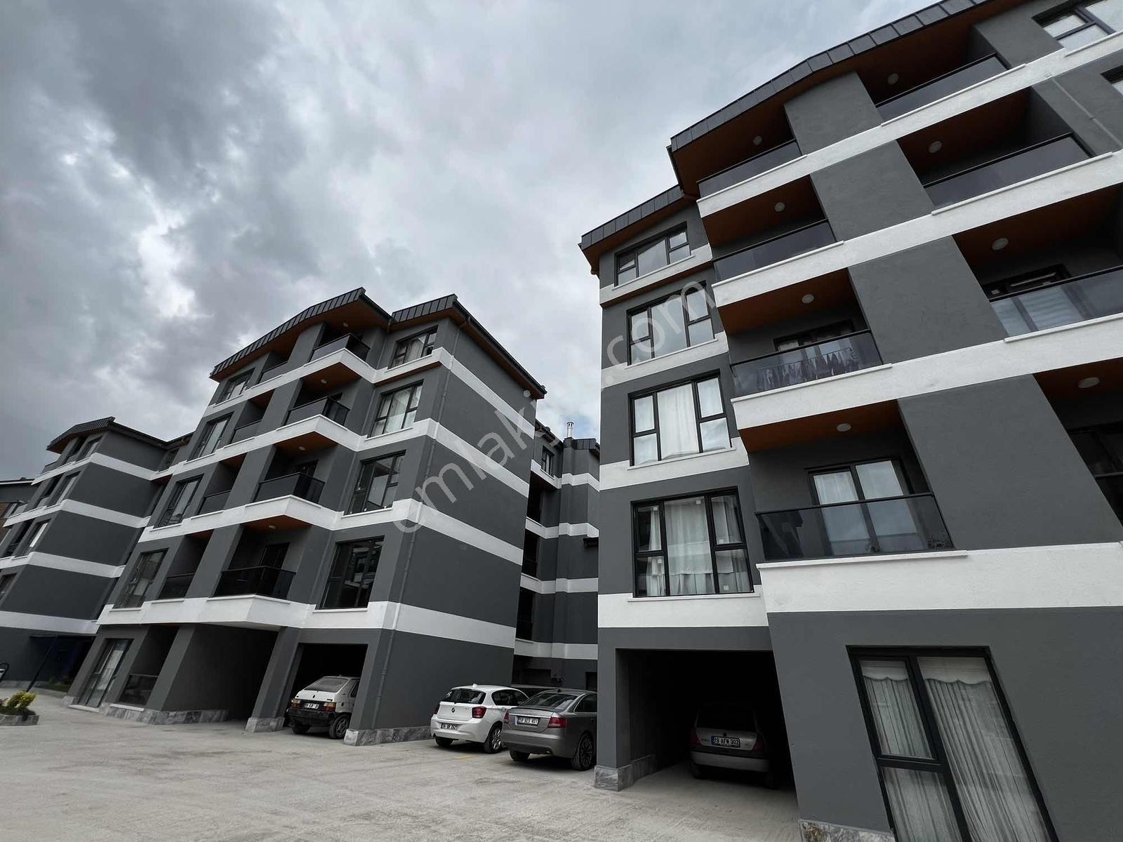 Northwestten 3 Bloklu Sitede Güvenlikli Spor Salonlu 2+1 Daire - Görsel 28