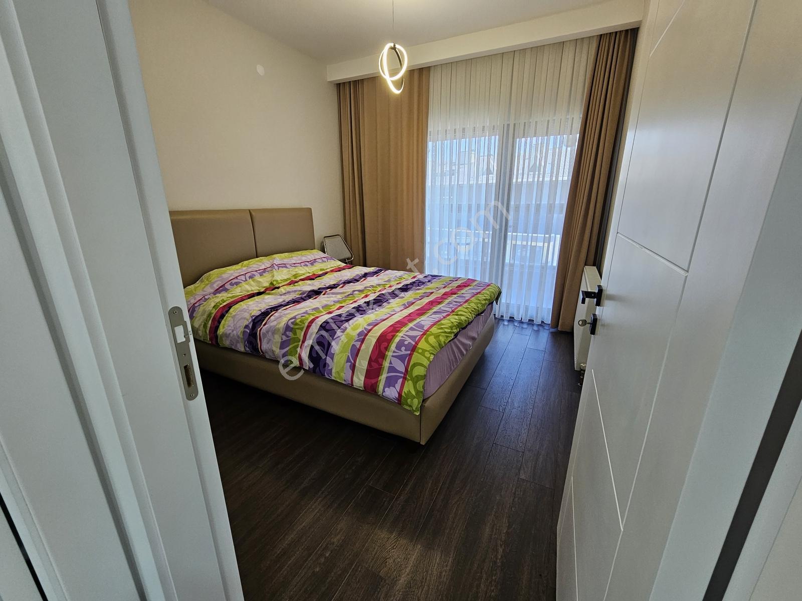 İncek Taşpınar/bulvar Yanı/eşyalı/satılık Çift Cephe 1+1 Daire - Görsel 31