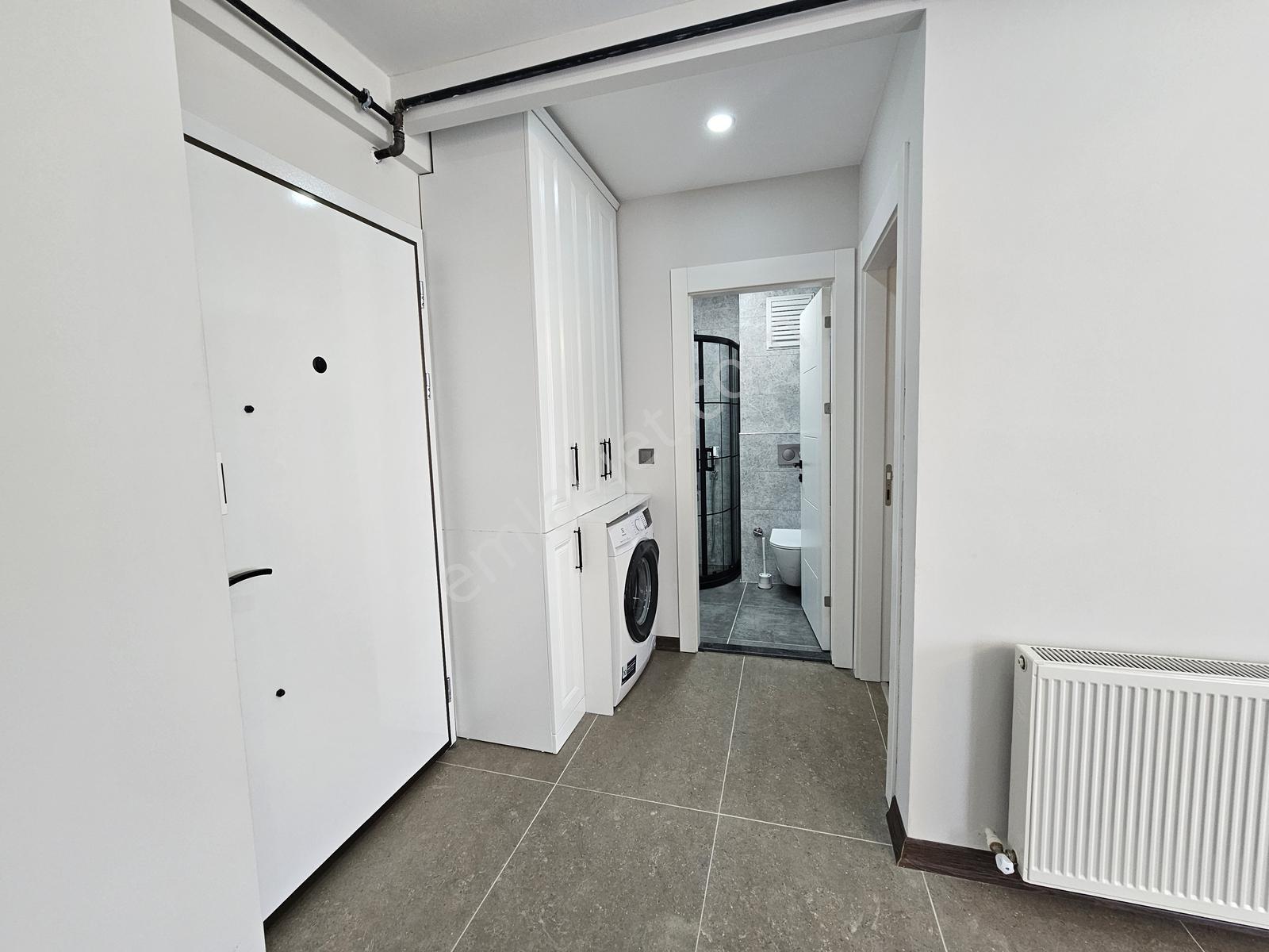 İncek Taşpınar/bulvar Yanı/eşyalı/satılık Çift Cephe 1+1 Daire - Görsel 28