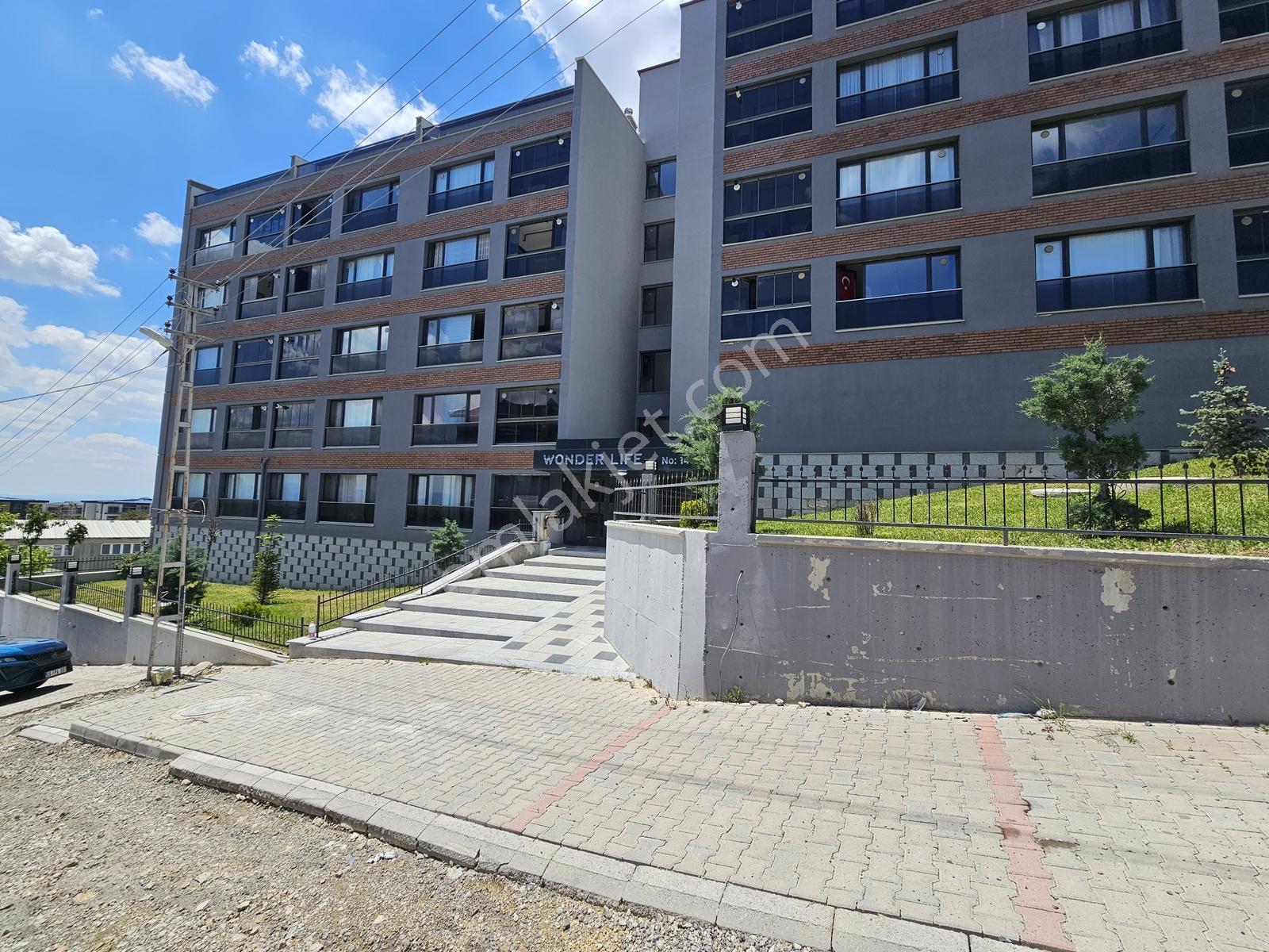 İncek Taşpınar/bulvar Yanı/eşyalı/satılık Çift Cephe 1+1 Daire - Görsel 36