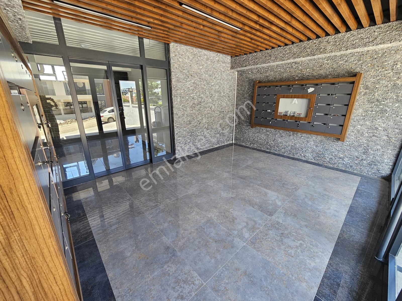 İncek Taşpınar/bulvar Yanı/eşyalı/satılık Çift Cephe 1+1 Daire - Görsel 22