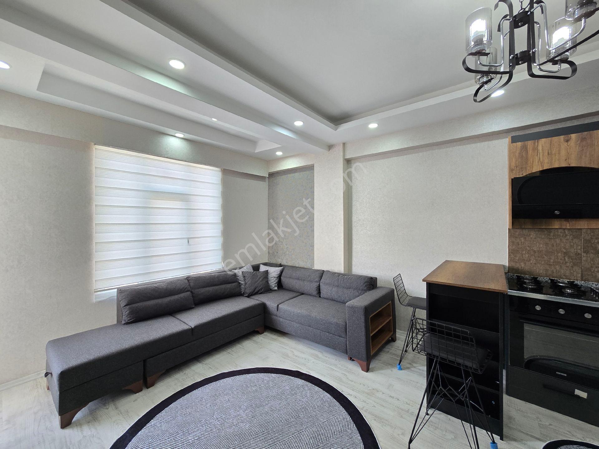 Cadde Seyran'dan Sıfır Eşyalı Kiralık Full 1+1 Merkezi Konumda - Görsel 2