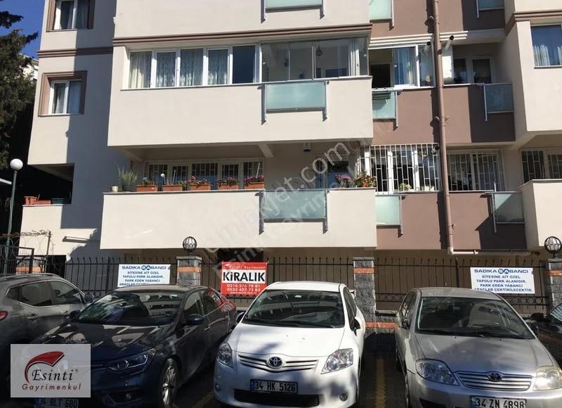Acıbadem'de Kiralık 3+1 Daire: Sadıka Sabancı Sitesi, 100m² Net - Görsel 21