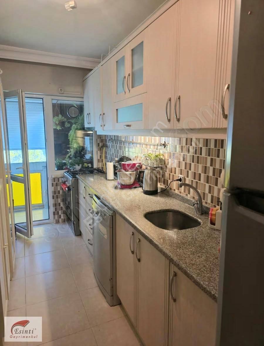 Acıbadem'de Kiralık 3+1 Daire: Sadıka Sabancı Sitesi, 100m² Net - Görsel 12