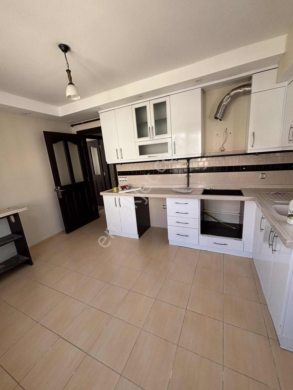 Kaan Emlak Tan 3 + 1 Ara Kat Yeni Evleneceklere Kiralık Daire