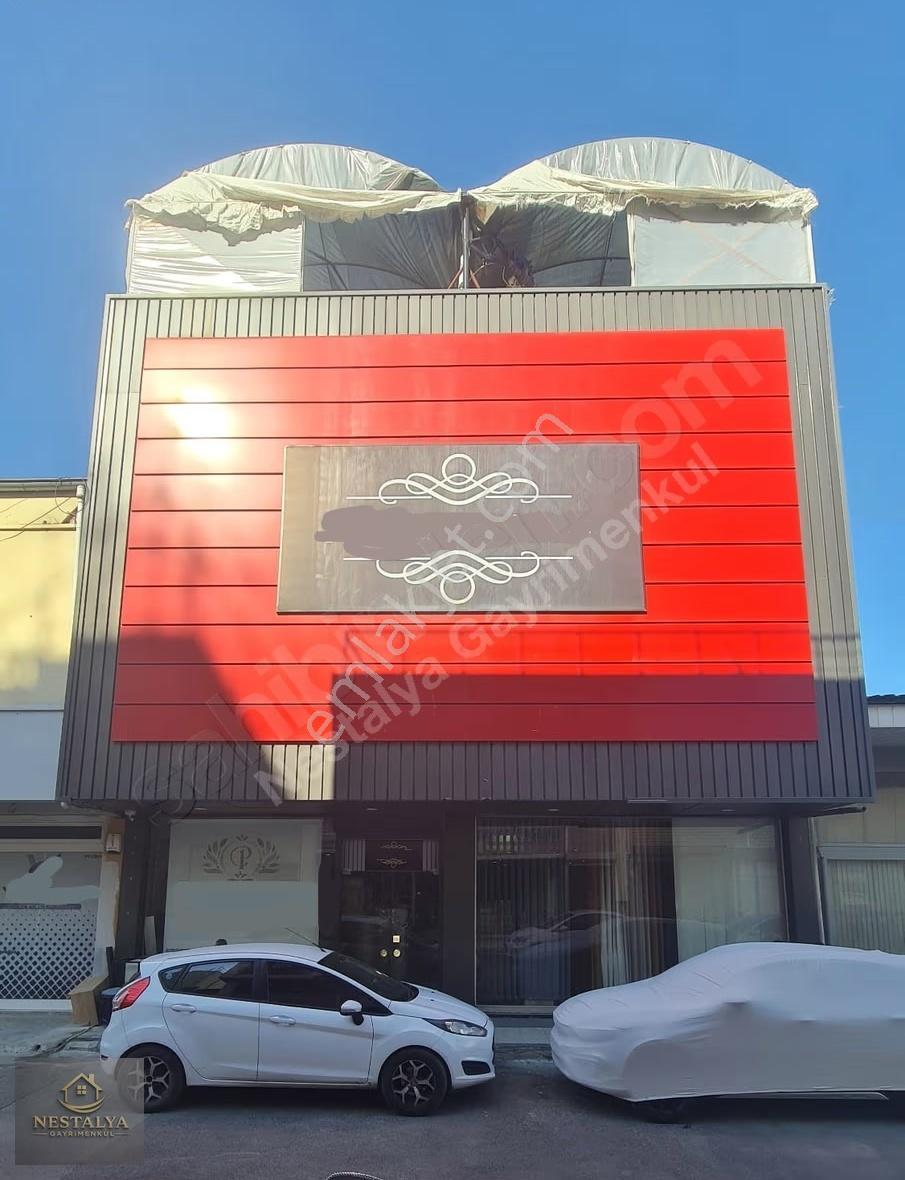 Antalya Eski Sanayi Sitesinde 750 M2 4 Kat Devren Kiralık Mağaza