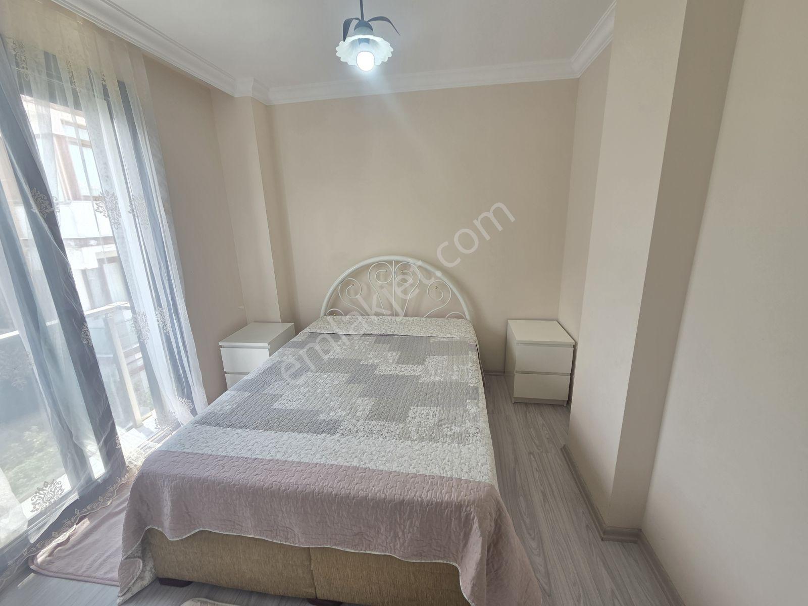 Yenifoça'da Merkeze Yakın Eşyalı Kiralık 1+1 Daire - Görsel 33