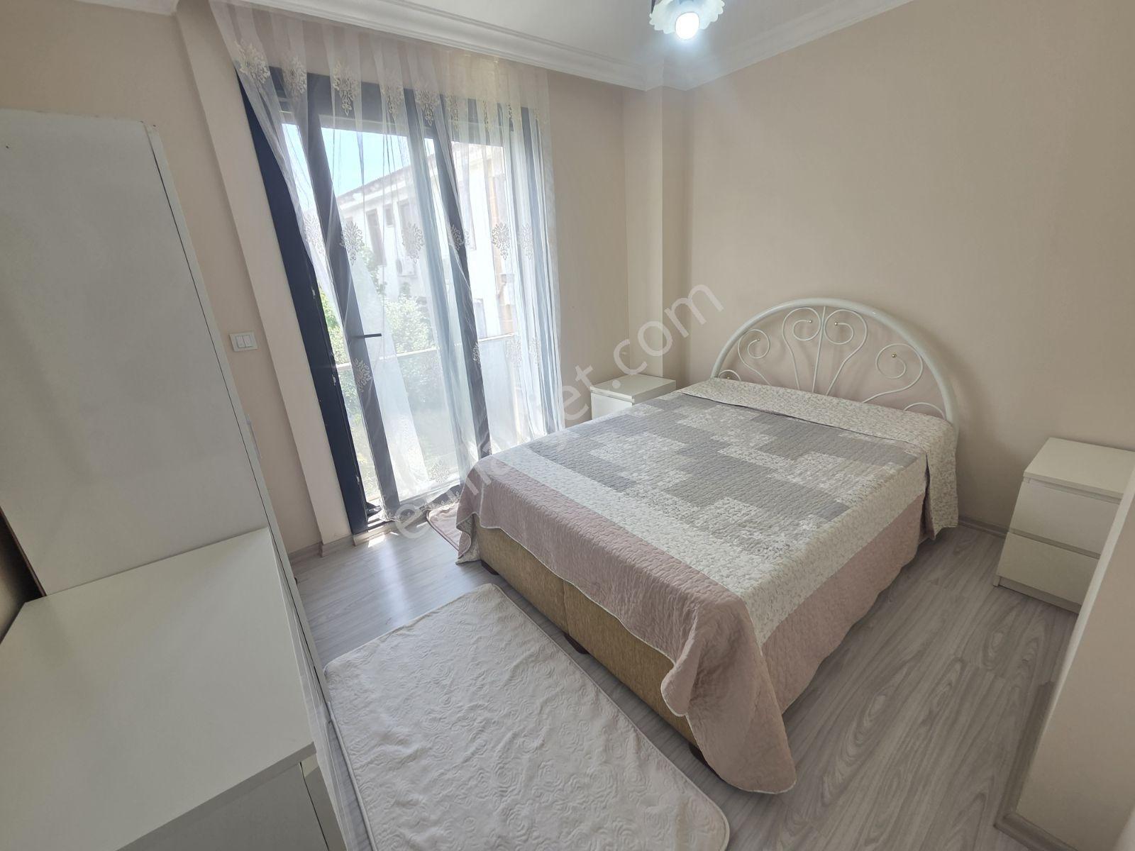 Yenifoça'da Merkeze Yakın Eşyalı Kiralık 1+1 Daire - Görsel 30
