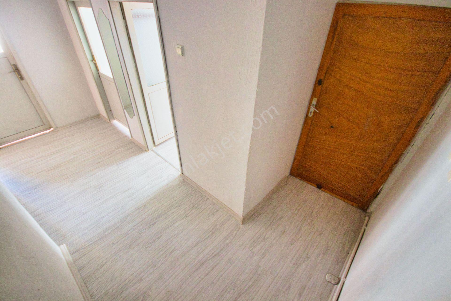 Sadece Aktif'ten Akçay'da Satılık Denize 400mt Barbekülü Çift Wcli Ferah 2+1 Daire - Görsel 29