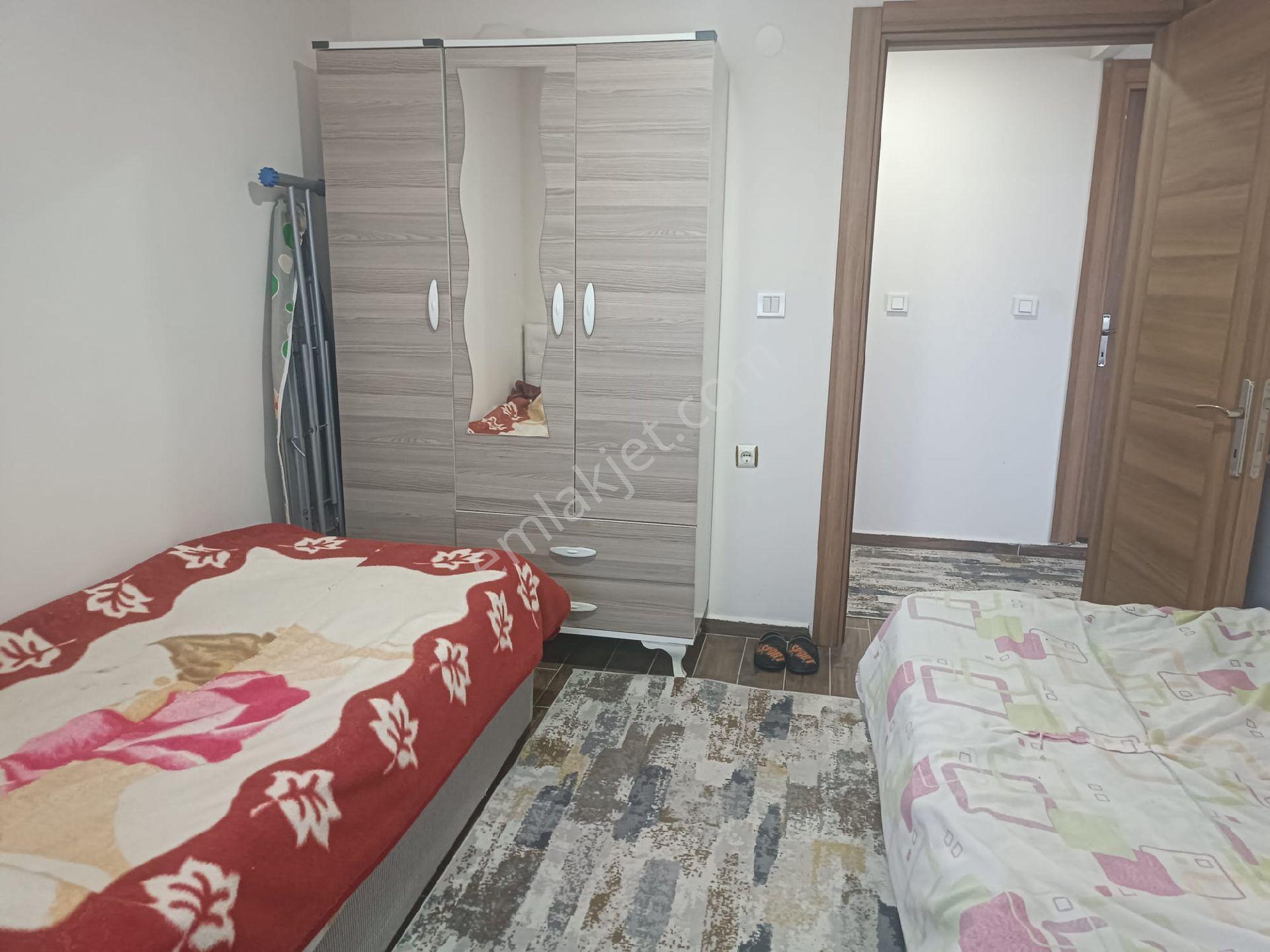 Altınova Sahilde Eşyalı Kiralık Apart Daire - Görsel 2