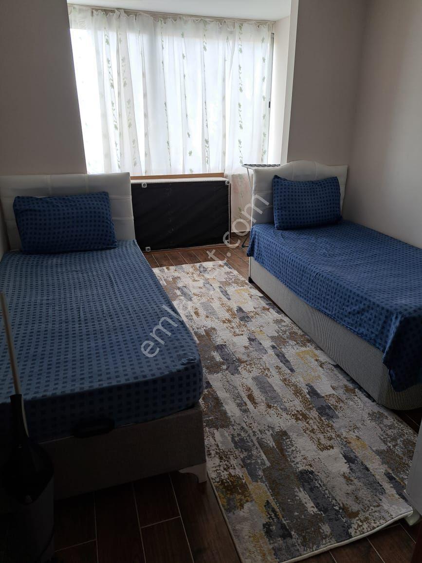 Altınova Sahilde Eşyalı Kiralık Apart Daire - Görsel 12