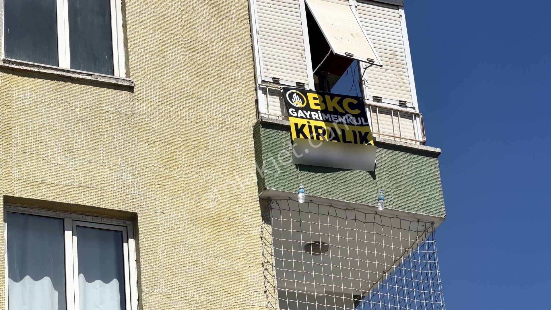 Bkc ‘den Karşıyaka’da 3+1 Kiralık Ara Kat Köşebaşı Havalesiz - Görsel 31