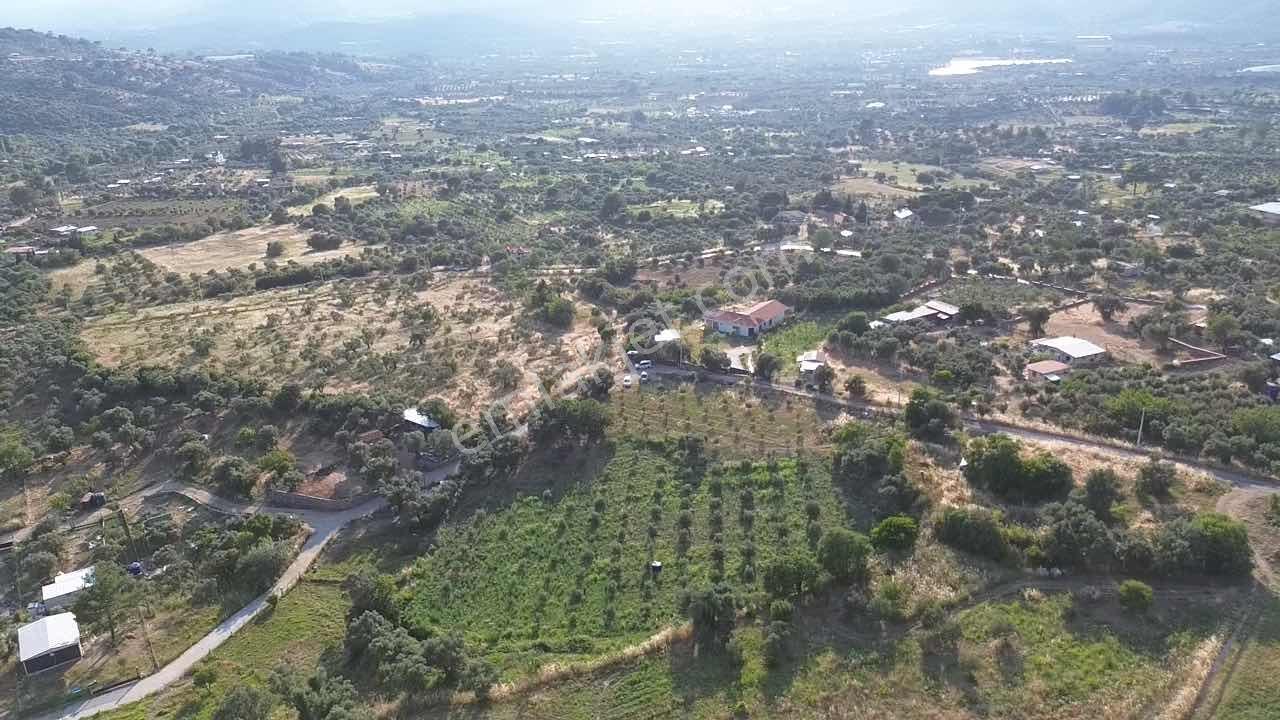 Köy Yerleşim Alanı Full Yola Cephe