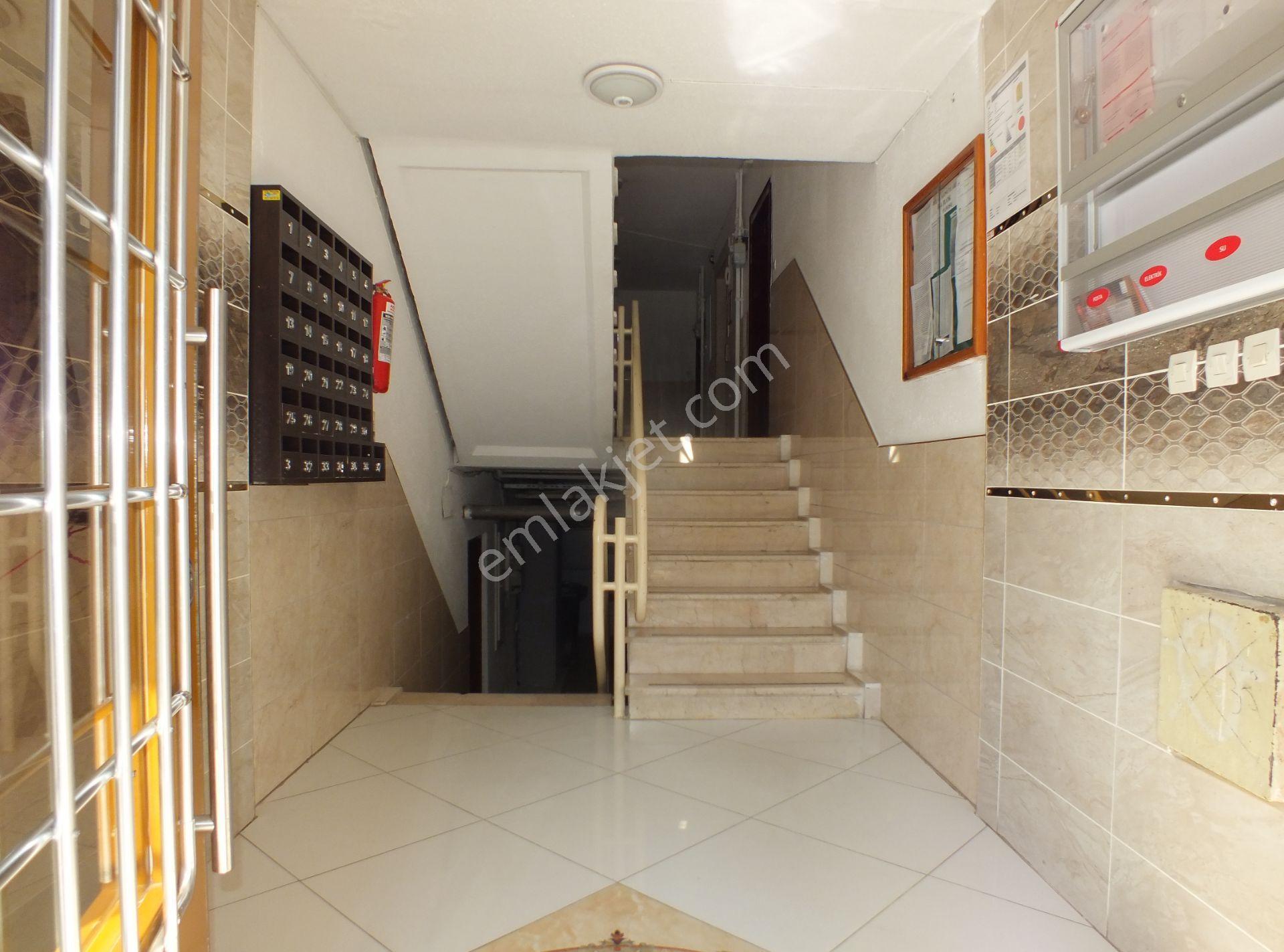 Mertcan'dan Hilal Konutlarında Eşyalı Ara Kat Balkonlu 1+1 Daire - Görsel 24