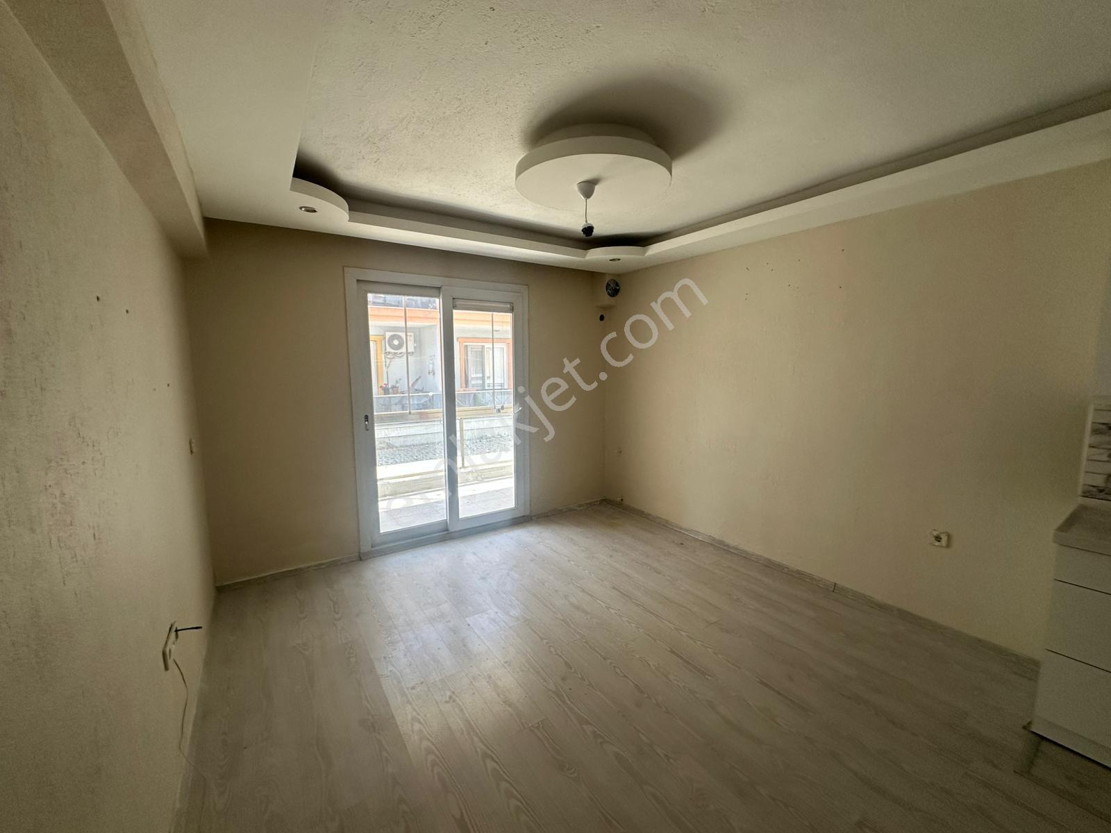 Foça Bağarası Hacıveli Mah. Kiralık 2+1 Bahçe Katı Daire - Görsel 22