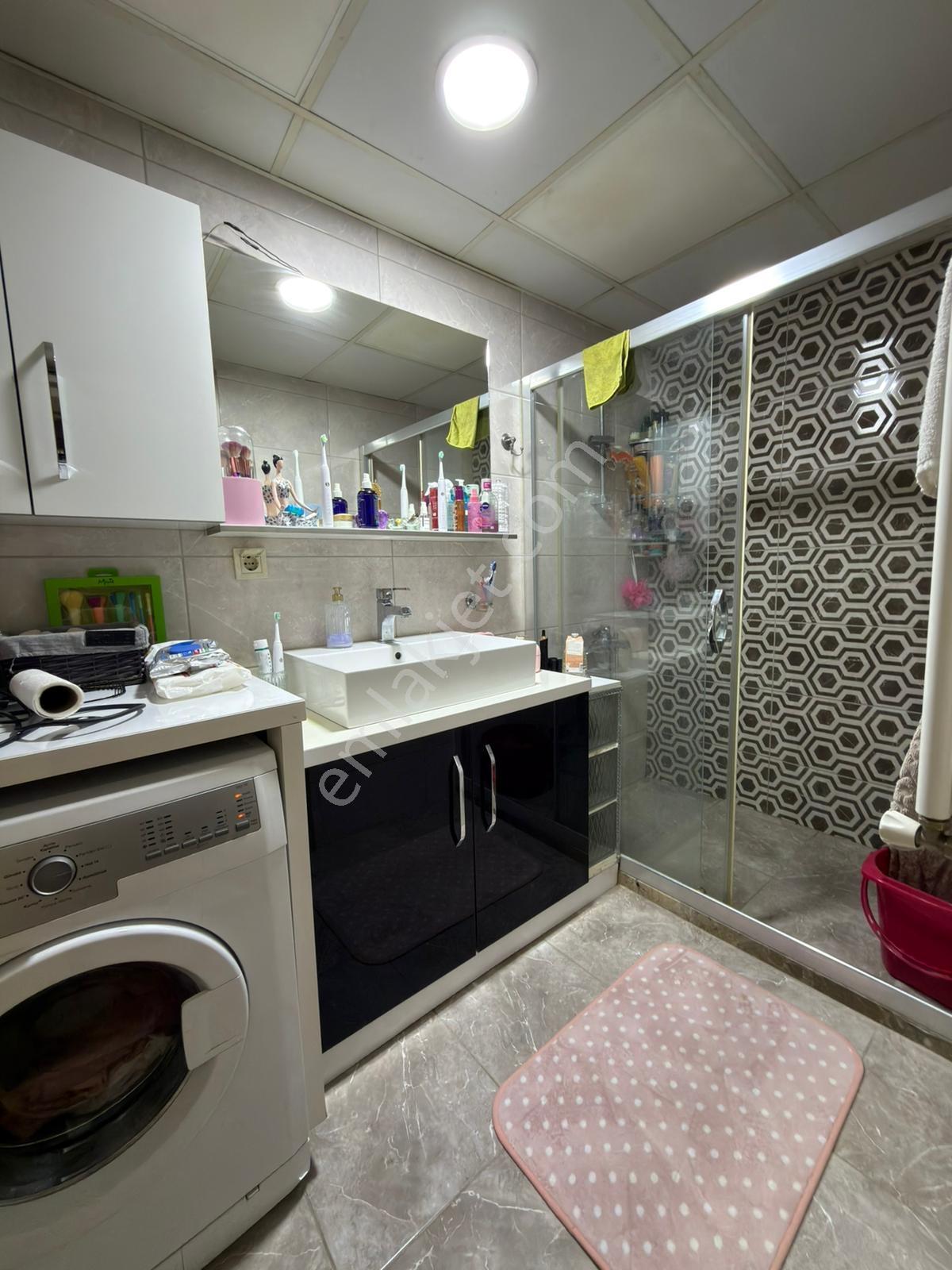 Satılık 2+1 Yeni Bina'da Çiğli İzban Yakını Eşyalı Daire - Görsel 3