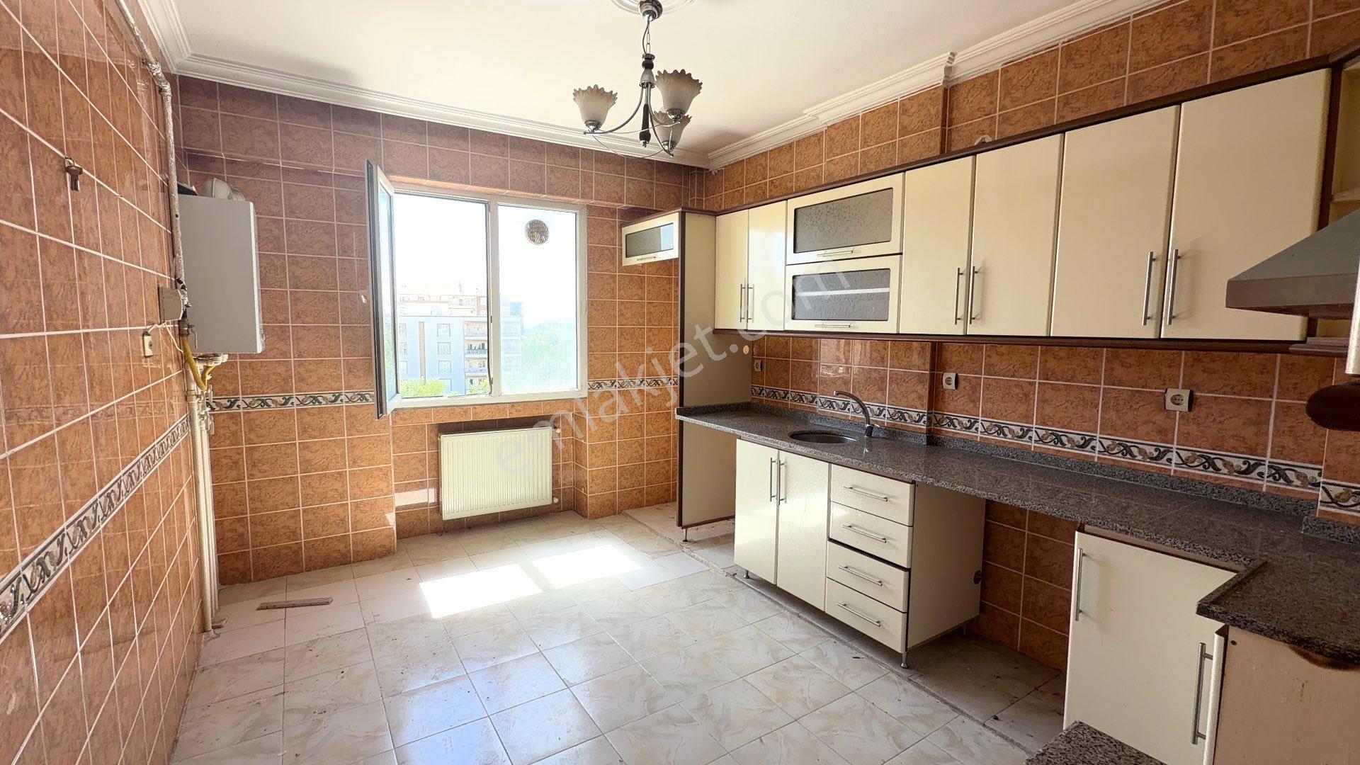 Bkc’ Den Karaköprü Karşıyaka’da 3+1 Kiralık Köşebaşı Havalesiz - Görsel 7