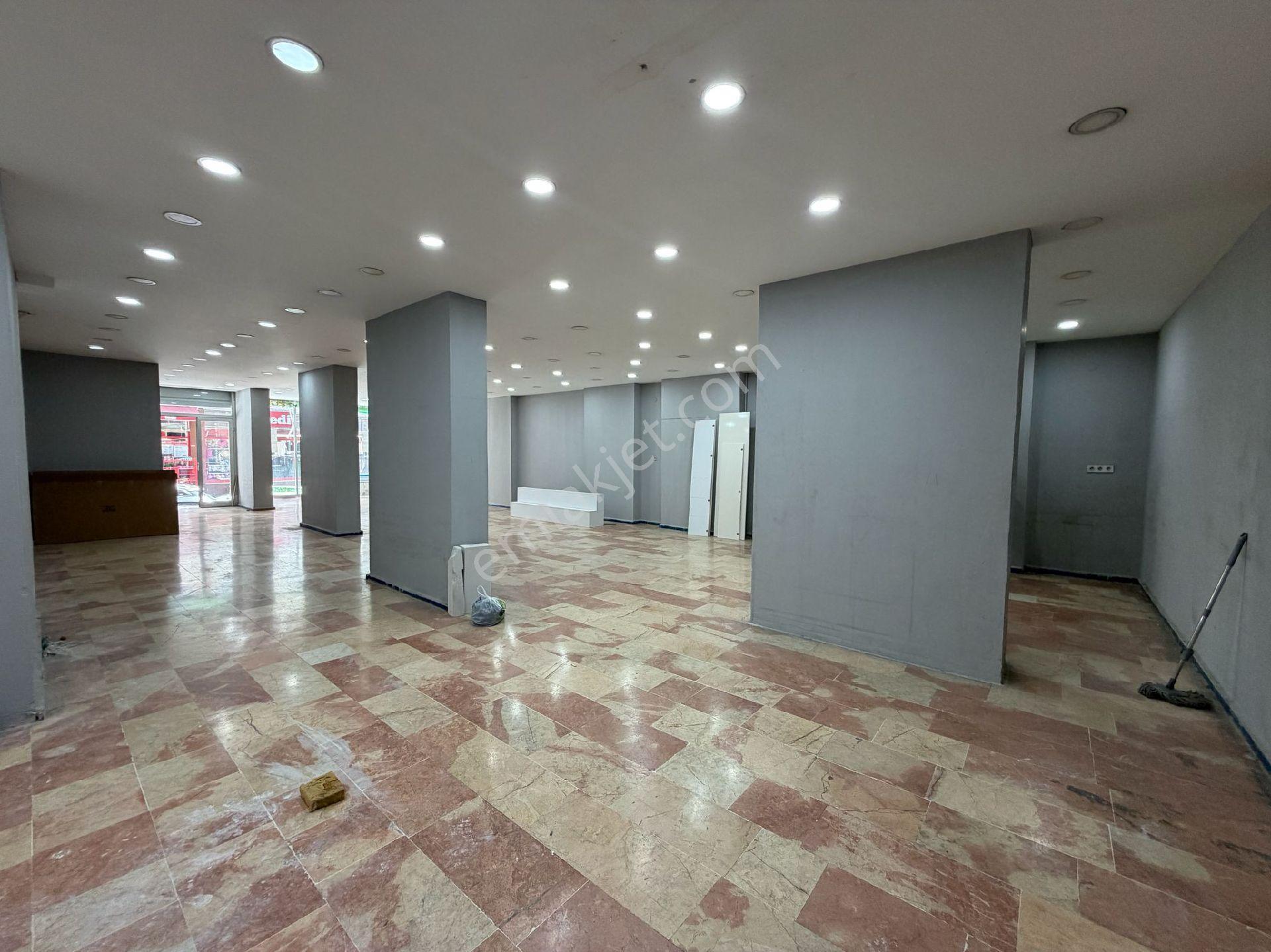 Güneyden Tülin Cadd.de 350m2 Depolu Dükkan - Görsel 27