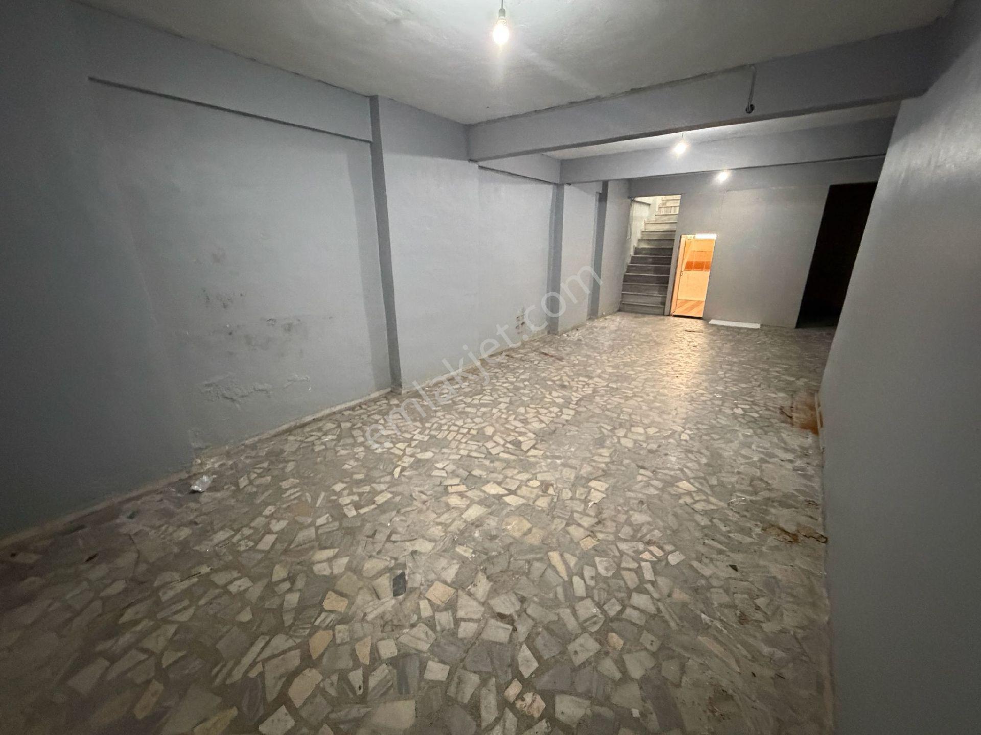 Güneyden Tülin Cadd.de 350m2 Depolu Dükkan - Görsel 11