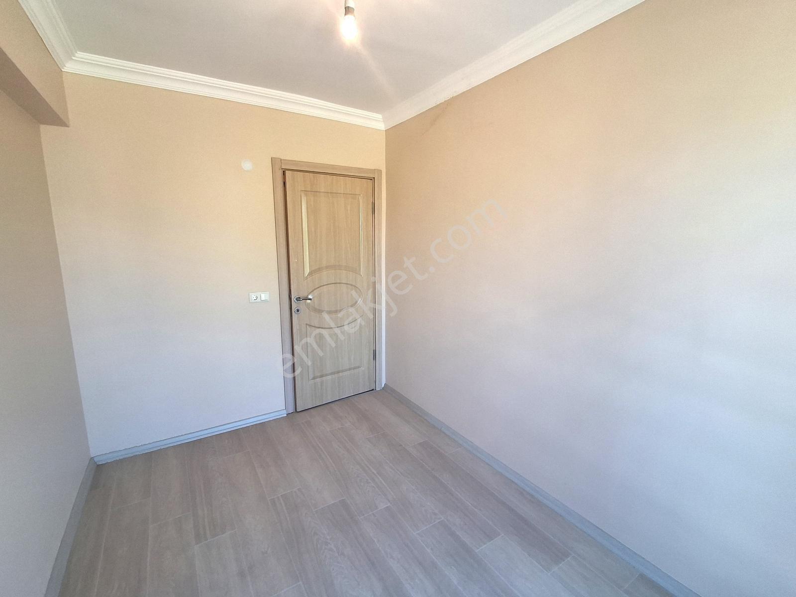 Karasu Aziziye Mahallesinde Ayrı Mutfak Geniş 2+1 Satılık Daire - Görsel 16