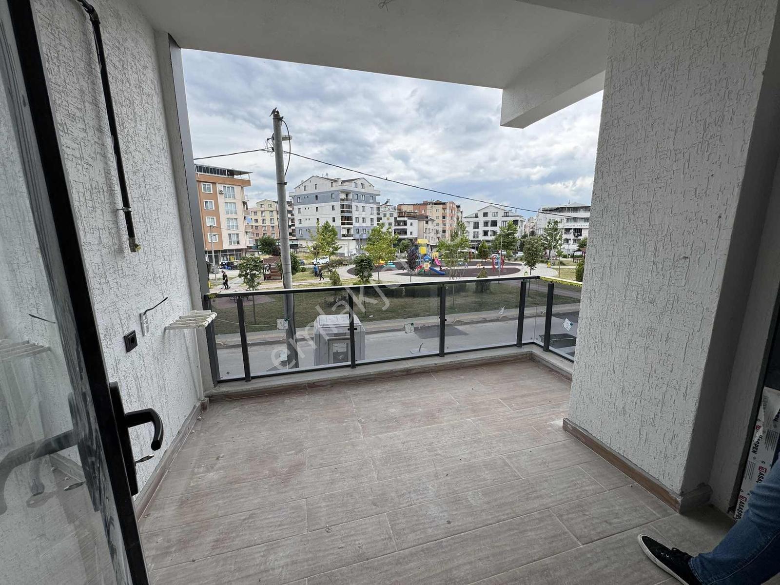 Demirtaş Sakarya Mah. Asansörlü Sıfır Geniş Lüks Kiralık 2+1 - Görsel 8