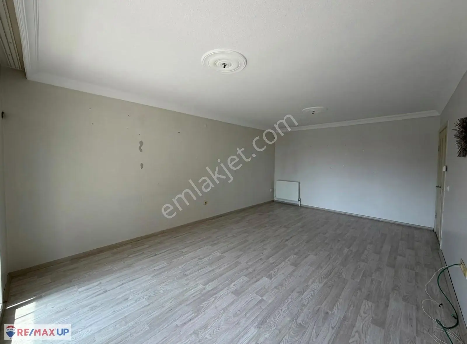 Buca Belediye Konutları Sitesi'nde Manzaralı Satılık 3+1 Daire - Görsel 5
