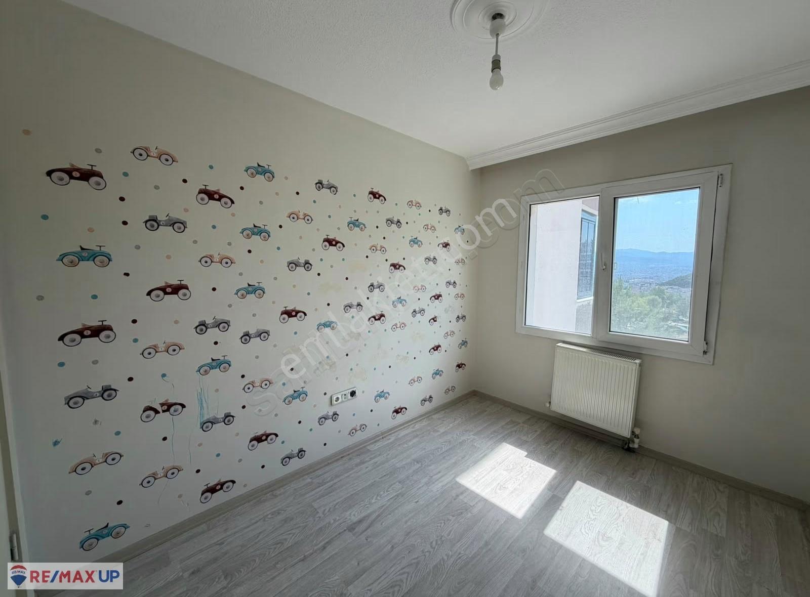 Buca Belediye Konutları Sitesi'nde Manzaralı Satılık 3+1 Daire - Görsel 16
