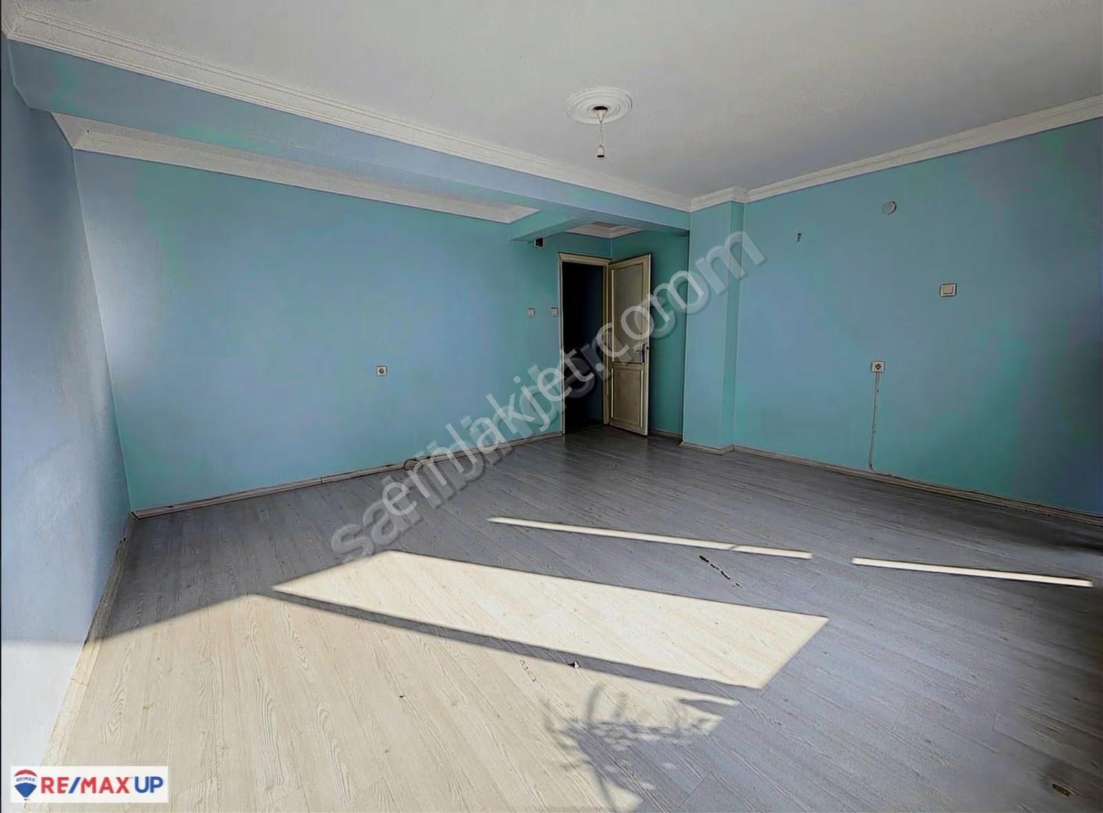 Güzelyalı Merkezde Sahile Yürüme Mesafesinde, 3+1 Satılık Daire - Görsel 20