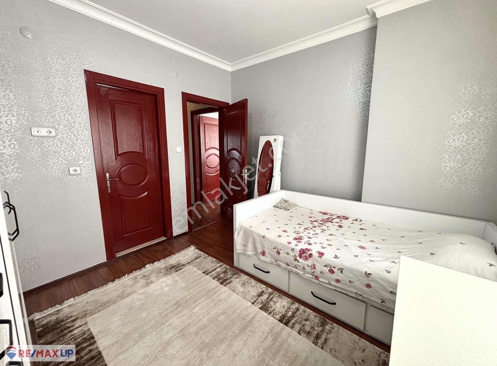 Şehir İçinde Villa Konforu! Adatepe Villalarında Şömineli 5+1 - Görsel 5