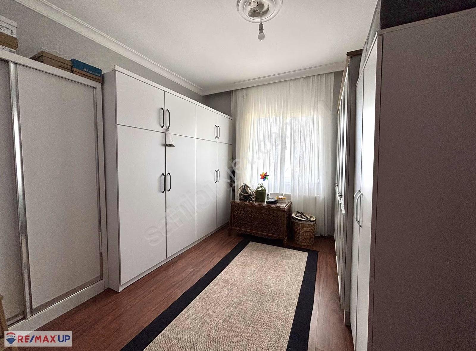 Şehir İçinde Villa Konforu! Adatepe Villalarında Şömineli 5+1 - Görsel 32