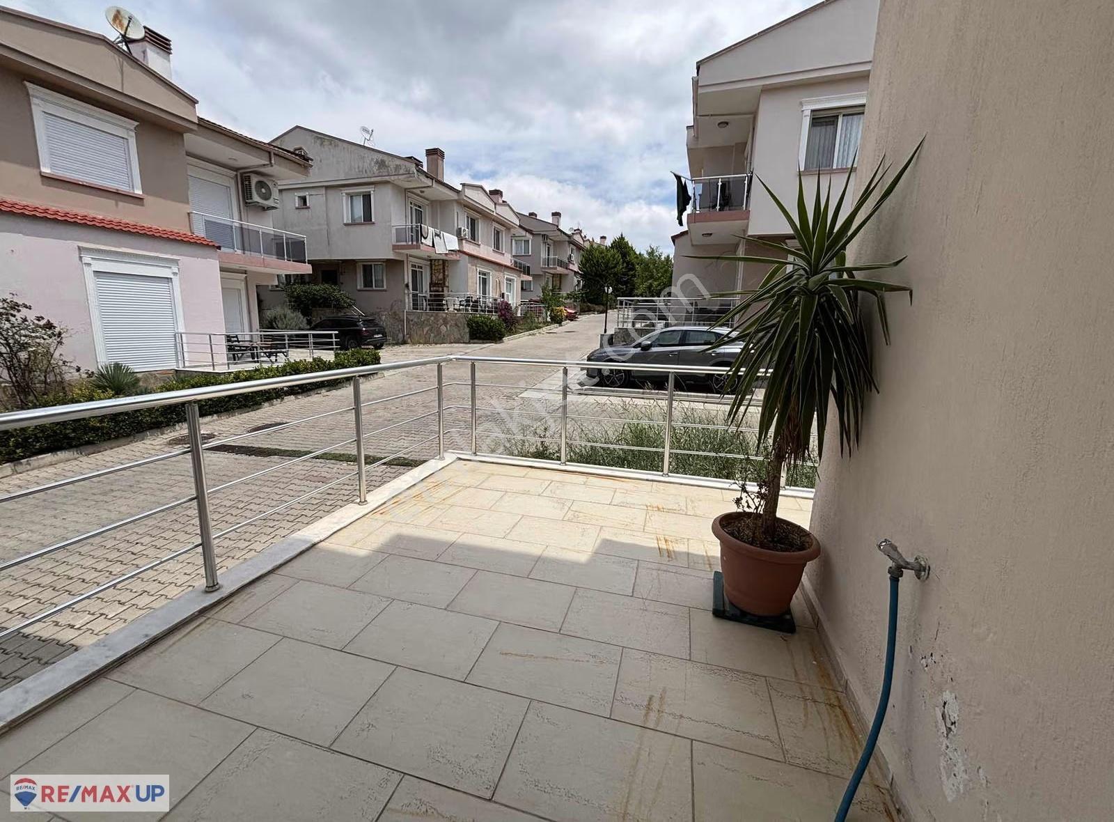 Şehir İçinde Villa Konforu! Adatepe Villalarında Şömineli 5+1 - Görsel 34